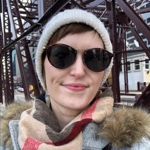 Meet your Posher, Ingrid